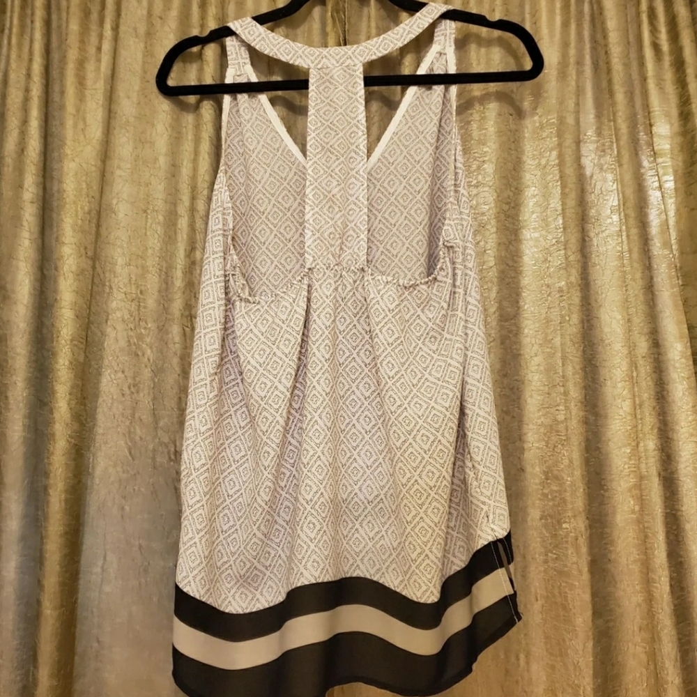 T-Back Top - Picture 2 of 3